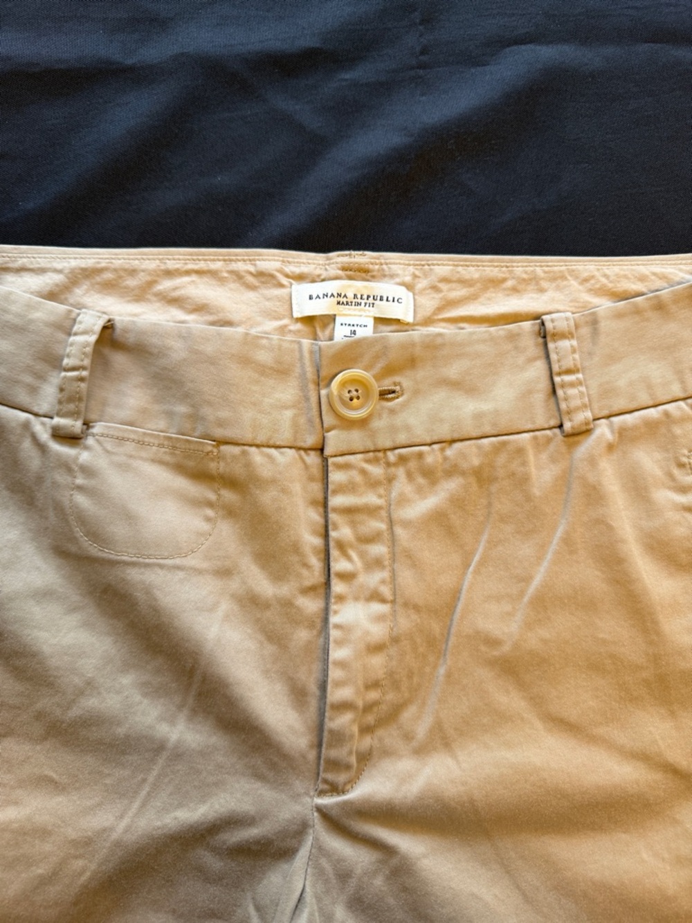 Banana Republic Women's Martin Fit Khaki (Pants) Trousers, Size 14 - Picture 2 of 6